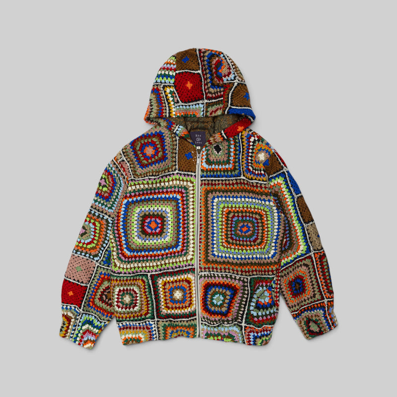 Sweat à capuche en crochet