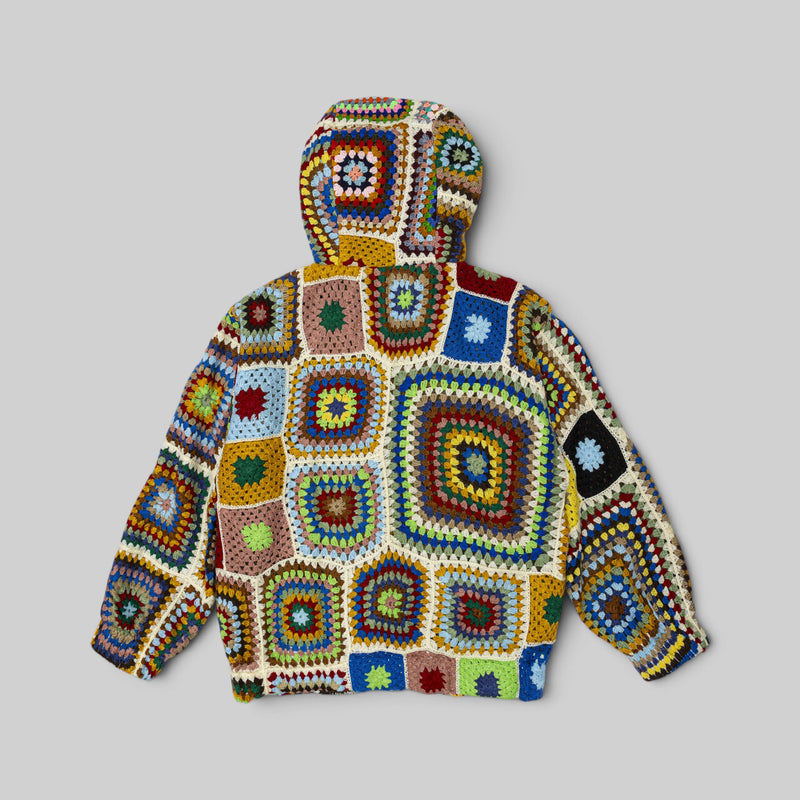 Sweat à capuche en crochet