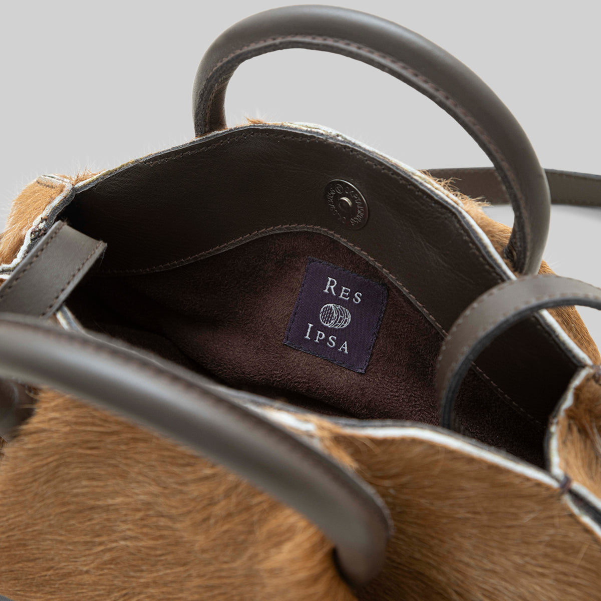 Sac en cuir de vachette petit format — Point de vente