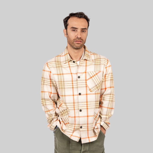 Chemise de travail à carreaux écru et orange tissée à la main
