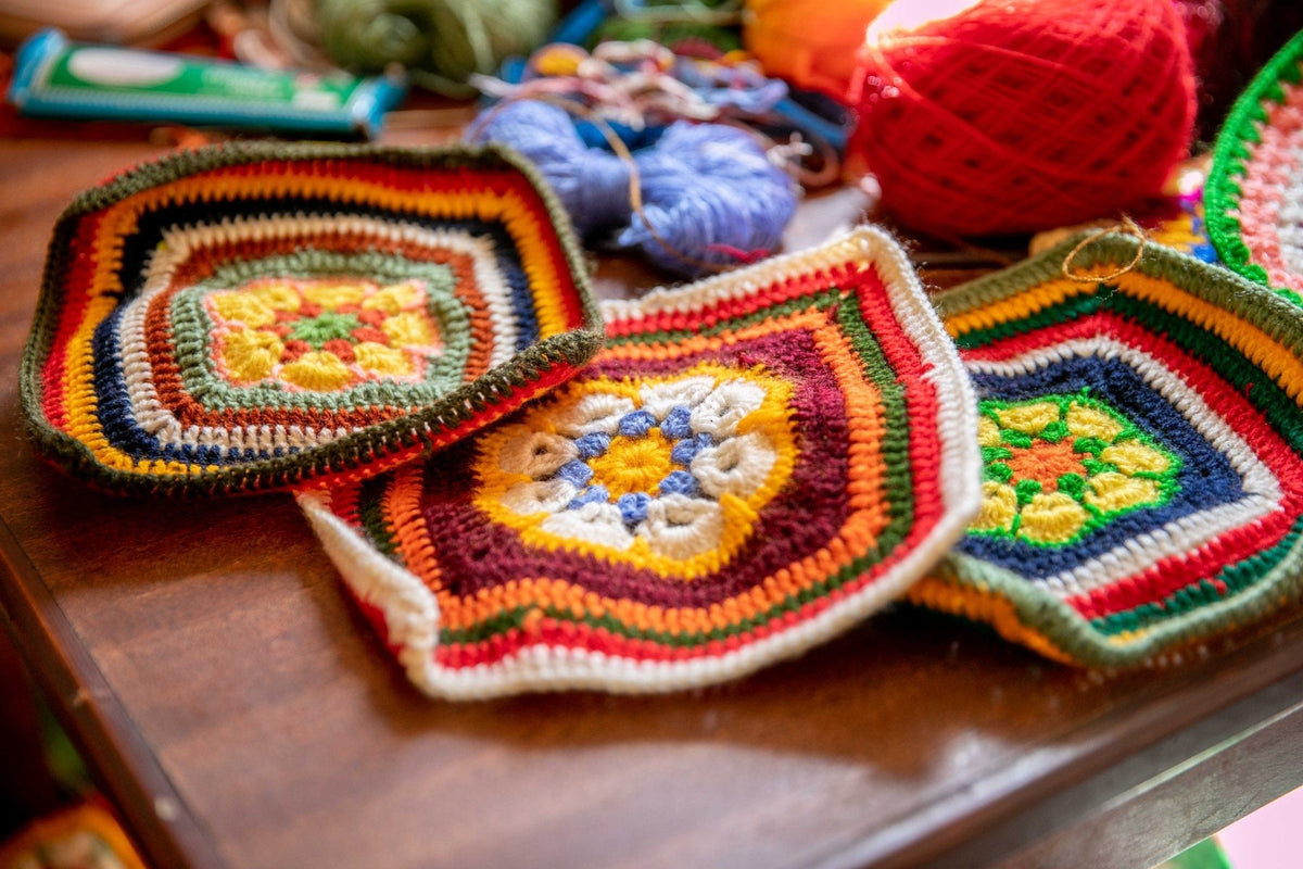 Sweat à capuche en crochet